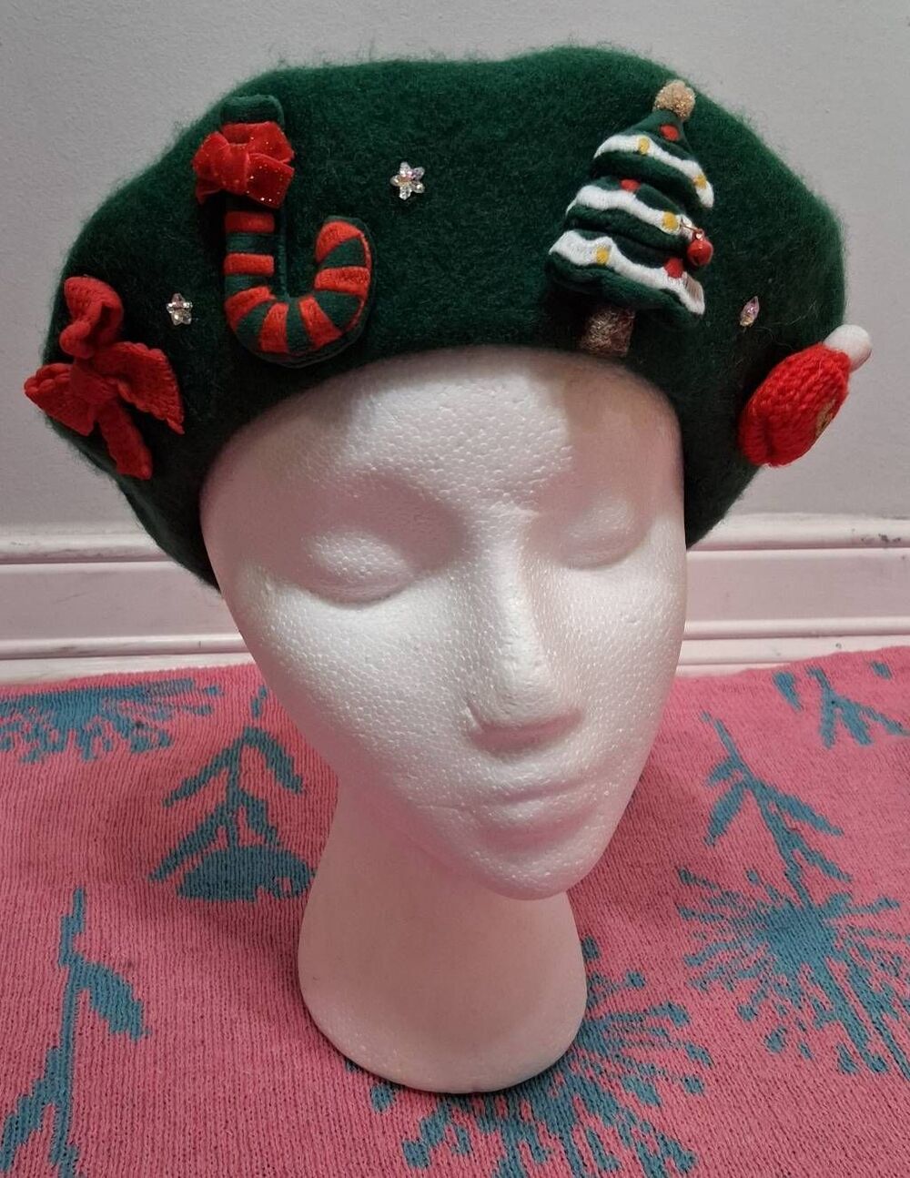 Womens wool beret green decorative hat holiday candy red